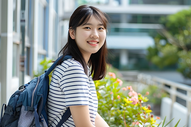 东北电力大学大一新生开学报到时间和新生入学手册指南(大学的新生入学须知)